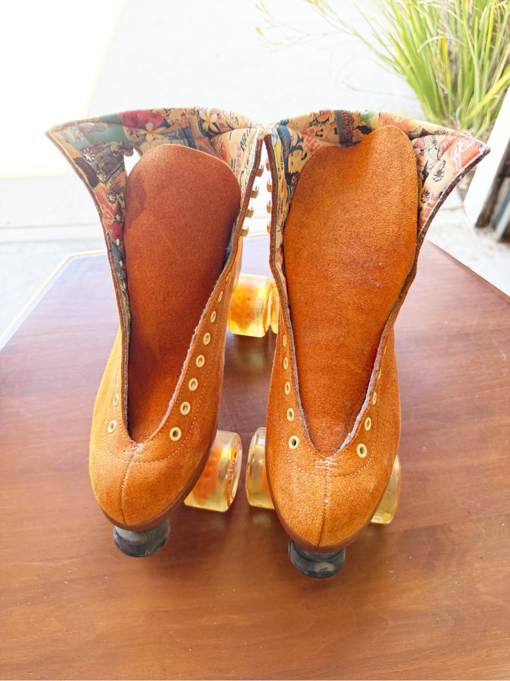 MOXI Lolly Skates Orange Suede Roller Skate - Picture 7 of 9